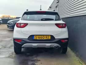 Kia Stonic (2023) thumbnail 4