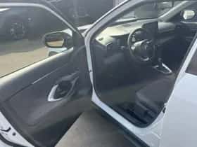 Toyota Yaris Cross (2024) thumbnail 14
