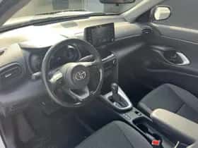 Toyota Yaris Cross (2024) thumbnail 15