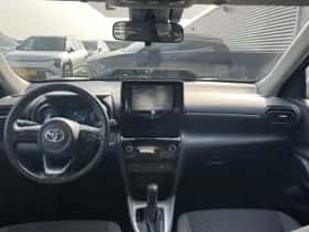 Toyota Yaris Cross (2024) thumbnail 17