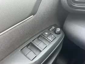 Toyota Yaris Cross (2024) thumbnail 25