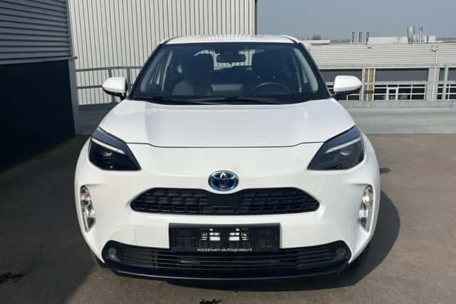Toyota Yaris Cross (2024) thumbnail 5