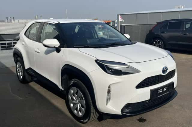 Toyota Yaris Cross (2024) thumbnail 6