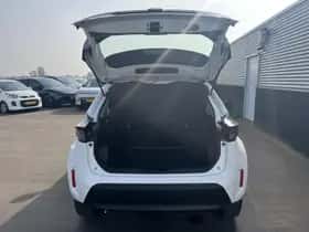 Toyota Yaris Cross (2024) thumbnail 9