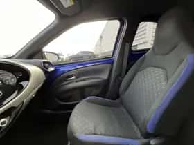 Toyota Aygo (2023) thumbnail 41