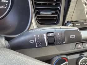 Kia Stonic (2021) thumbnail 32