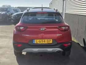 Kia Stonic (2021) thumbnail 6
