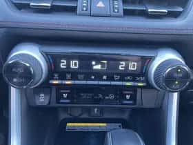 Toyota RAV4 (2020) thumbnail 49