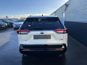 Toyota RAV4 (2020) thumbnail 9