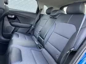 Kia Niro (2018) thumbnail 40