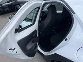 Toyota Aygo (2024) thumbnail 39