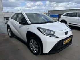 Toyota Aygo (2024) thumbnail 6