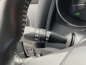 Toyota Auris (2017) thumbnail 25
