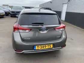 Toyota Auris (2017) thumbnail 6