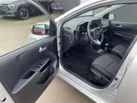 Kia Picanto (2025) thumbnail 14