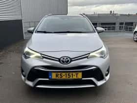 Toyota Avensis (2017) thumbnail 5
