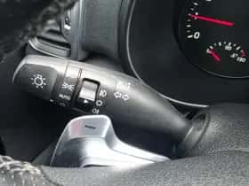 Kia Sportage (2016) thumbnail 28