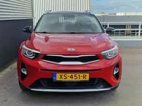 Kia Stonic (2019) thumbnail 2