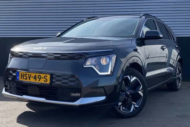 Kia Niro EV (2025) thumbnail 2