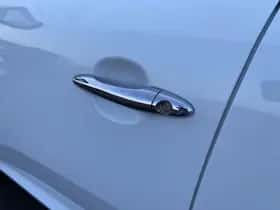 Kia Sportage (2011) thumbnail 11
