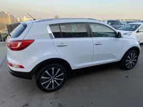 Kia Sportage (2011) thumbnail 7