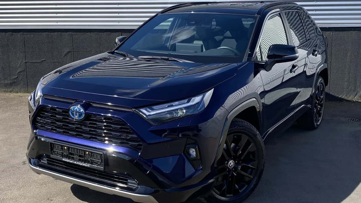Toyota RAV4 (2025) — foto 1