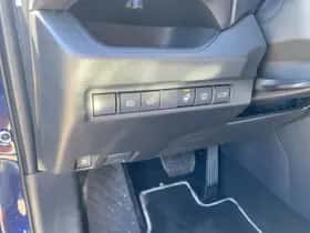 Toyota RAV4 (2025) thumbnail 24