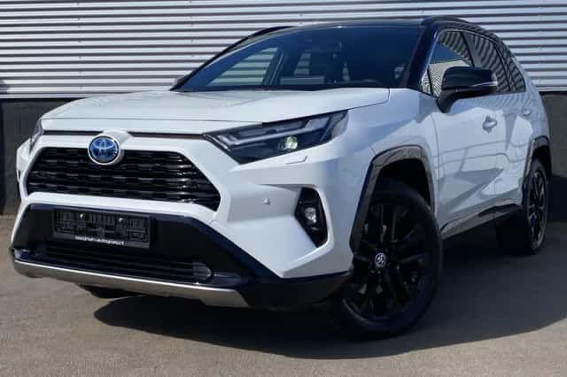Toyota RAV4 (2025) thumbnail 2