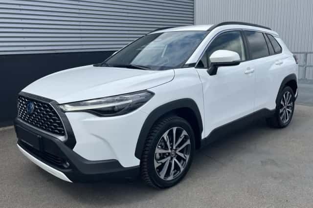 Toyota Corolla (2024) thumbnail 4
