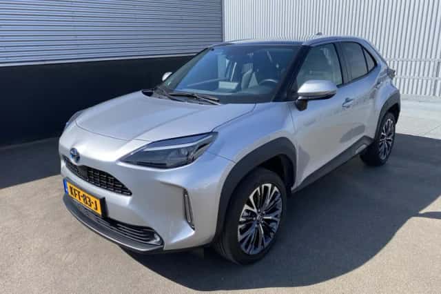 Toyota Yaris Cross (2022) thumbnail 3