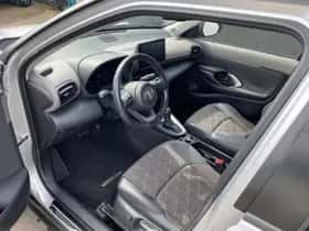 Toyota Yaris Cross (2022) thumbnail 25