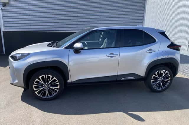 Toyota Yaris Cross (2022) thumbnail 4