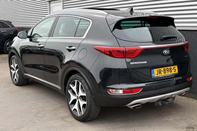 Kia Sportage (2016) thumbnail 3