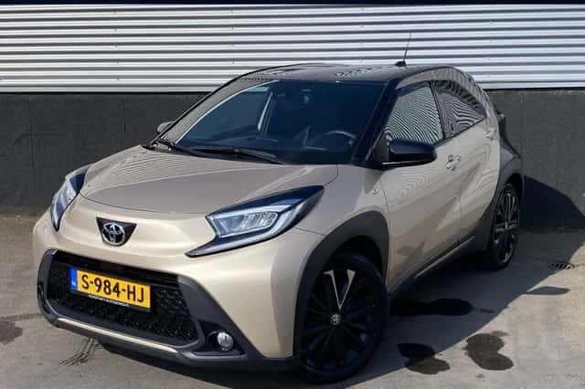 Toyota Aygo (2023) thumbnail 1