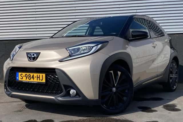 Toyota Aygo (2023) thumbnail 2