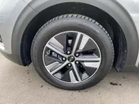 Kia Niro (2021) thumbnail 17