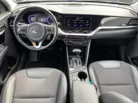 Kia Niro (2021) thumbnail 25