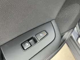 Kia XCeed (2022) thumbnail 57