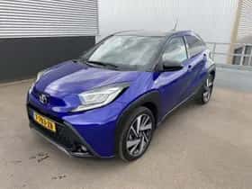 Toyota Aygo (2023) thumbnail 2