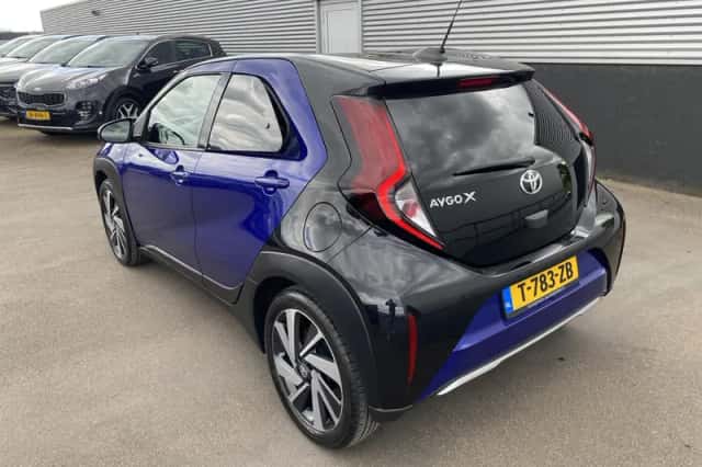 Toyota Aygo (2023) thumbnail 4
