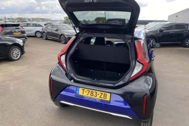 Toyota Aygo (2023) thumbnail 6