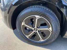 Kia Niro (2023) thumbnail 20