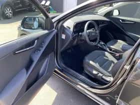 Kia Niro (2023) thumbnail 27