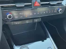 Kia Niro (2023) thumbnail 44