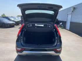 Kia Niro (2023) thumbnail 8