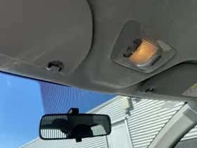 Toyota Aygo (2015) thumbnail 28