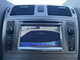 Toyota Avensis (2012) thumbnail 15
