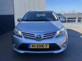 Toyota Avensis (2012) thumbnail 5