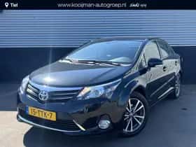 Toyota Avensis (2012)