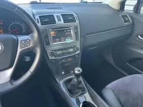 Toyota Avensis (2012) thumbnail 29